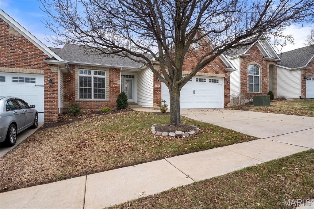 Pending villa at 160 Dornoch Drive