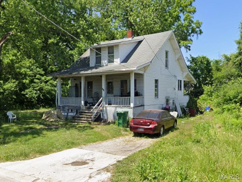 Fixer upper at 521 82nd Street