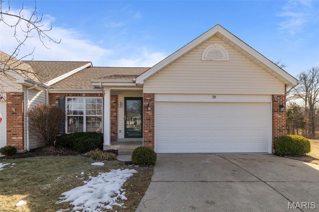 Pending villa at 29 Salsibury Court