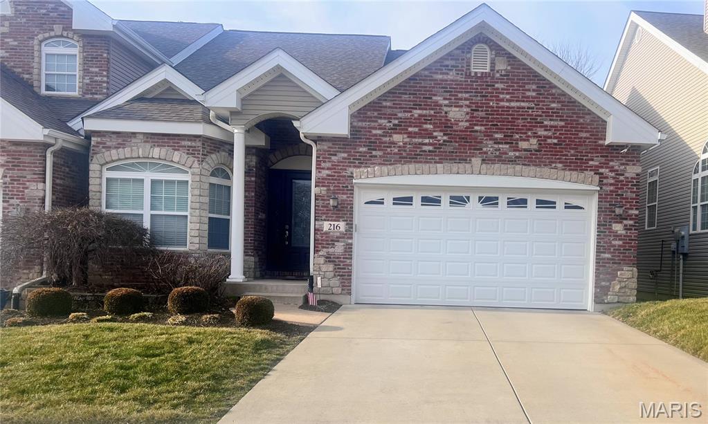 Coming soon villa at 216 Woodland Place Court