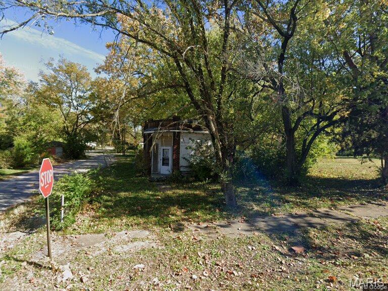 Fixer upper at 1454 49th Street