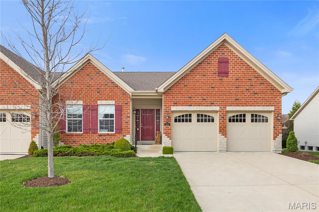 Pending villa at 1117 Spruce Forest Drive