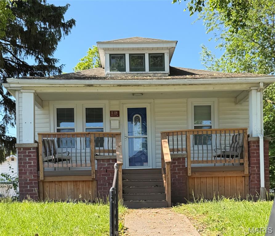 Sold fixer at 1 Elm Street