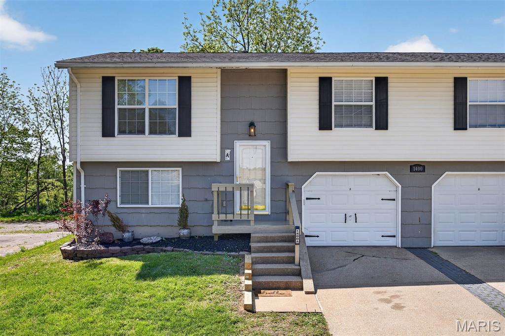 Pending villa at 1400 30th Street