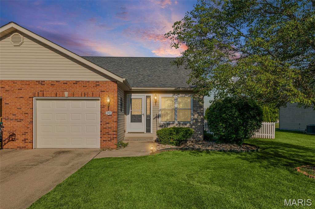 Villa for sale at 10929 Kentfield Drive