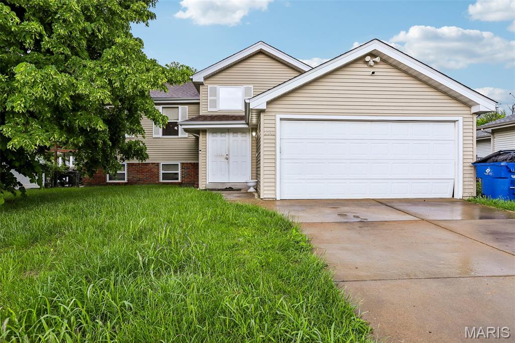 Coming soon fixer at 2342 Farnham Lane