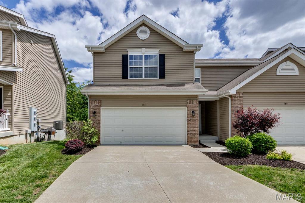 Villa for rent at 128 Weatherby Landing Drive