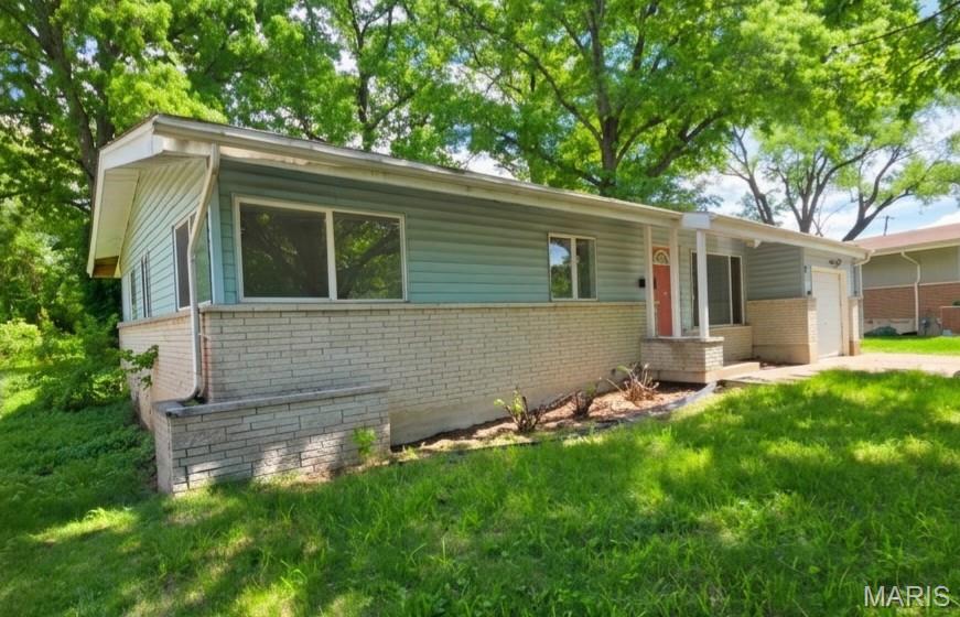 Coming soon fixer at 10822 Hallwood Drive